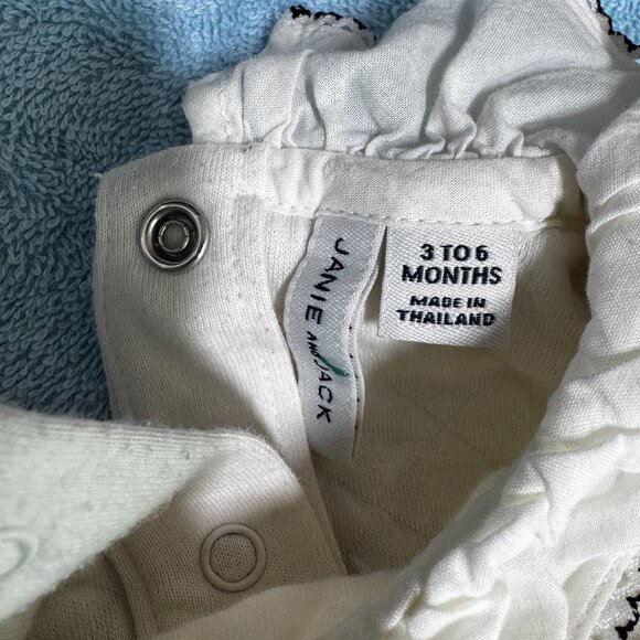 Janie and Jack Eiffel Tower Cream Footie Size 3-6 Months - Picture 4 of 5